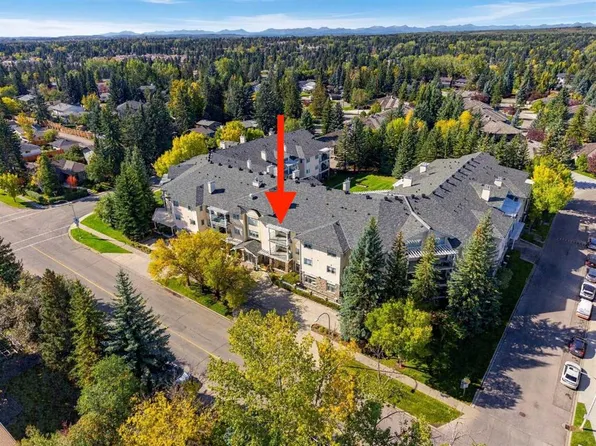 9449 E 19th St SW #310, Calgary, AB T2V 5J8