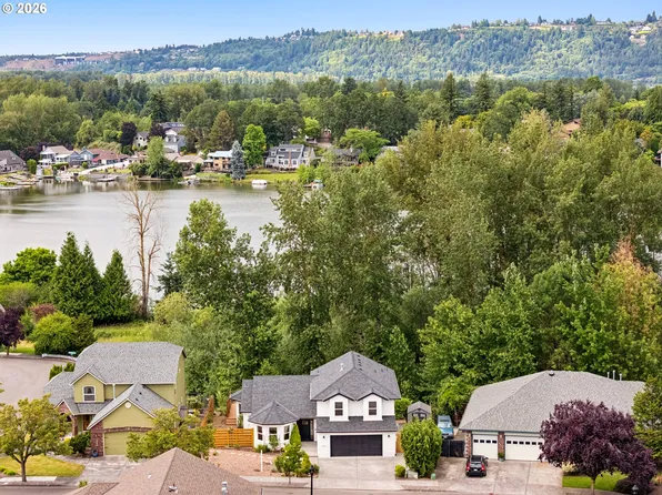 3902 NE 203rd Ave, Fairview, OR 97024