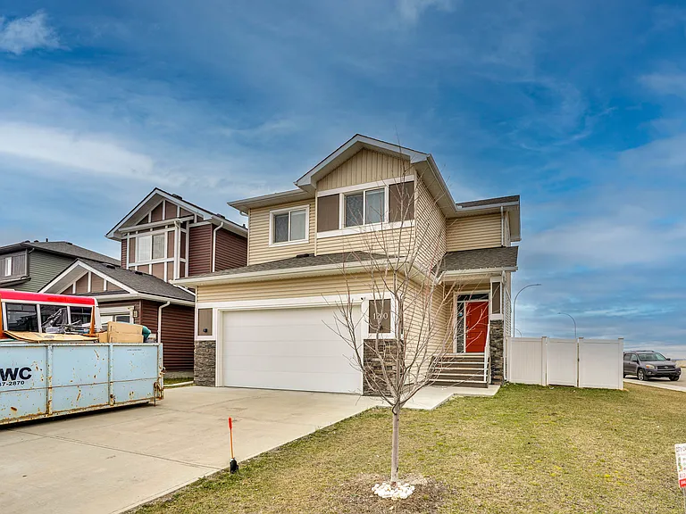 1200 Iron Landing Way — Photo 3