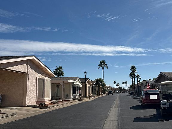 4th image of 6081 S Oakmont Dr