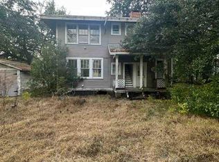 321 7th St, Chickasaw, AL 36611