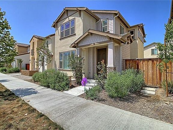 2nd image of 10721 Delphinium Dr