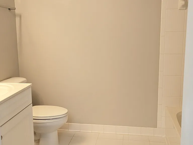 2726 Gallows Rd #902 — Photo 15