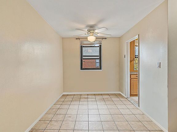 4th image of 160 Cross Island Pkwy #178