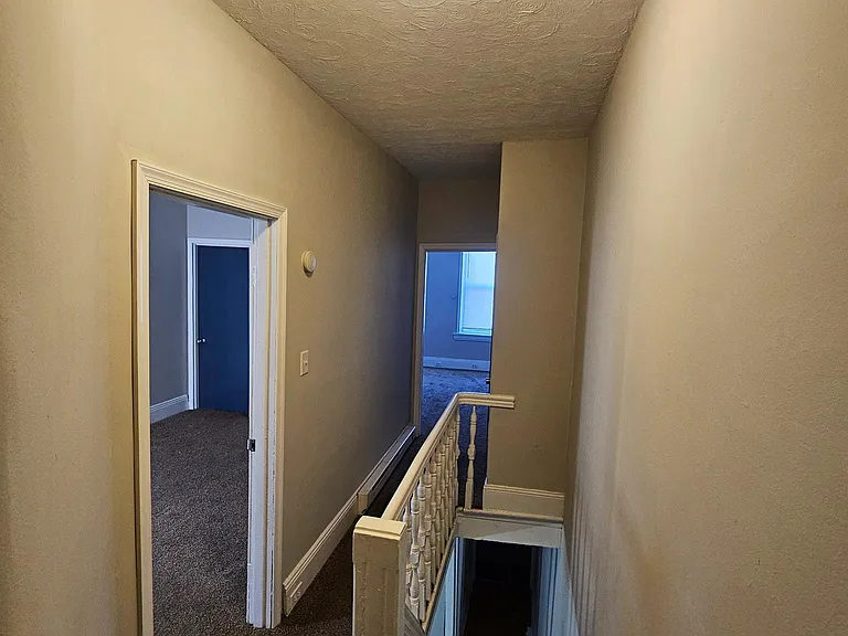 3046 Clifford St — Photo 32
