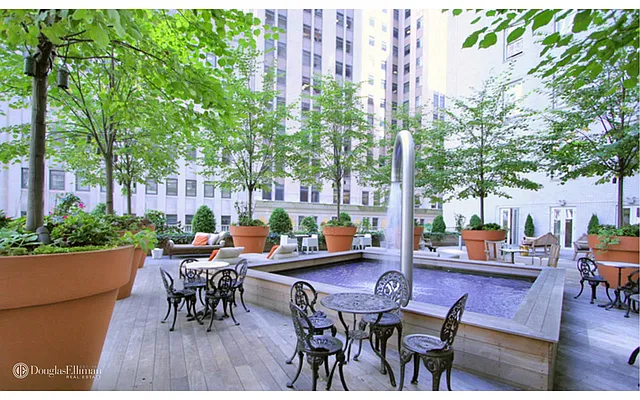 Sold by Douglas Elliman | media 21