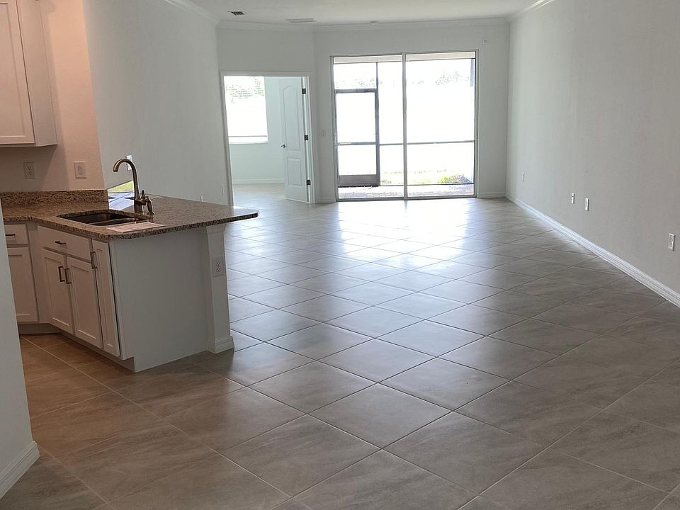 1st image of 4295 Lemongrass Dr