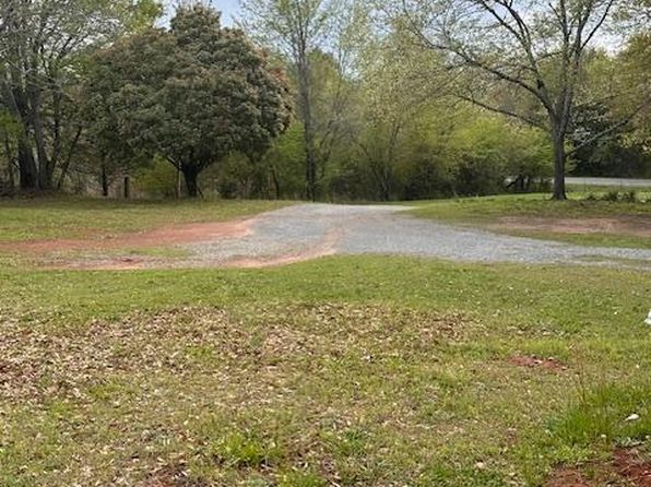 (undisclosed Address)