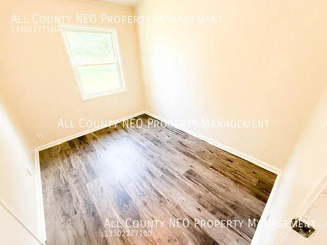2470 Center Ave — Photo 15