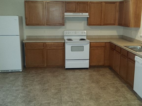 3rd image of 5833 Buchanan Ave SW