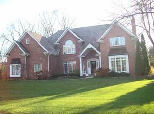 120 E 58th St, Hinsdale, IL