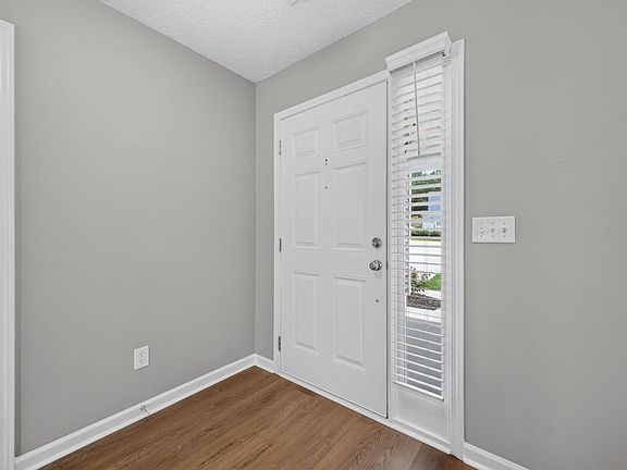 4th image of 101 Constantine Way