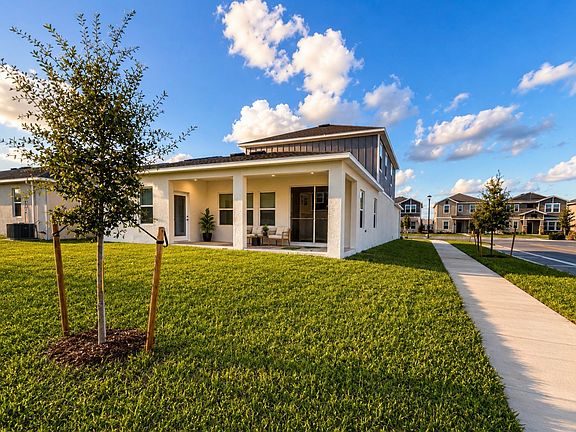 2nd image of 5554 Fiona Ln