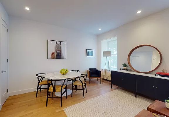 2nd image of 308 W 97th St APT 32