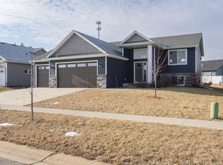 903 5th Ave NW, Kasson, MN 55944