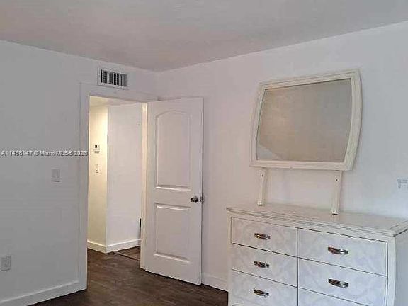 4th image of 421 NW 107th Ave APT 107