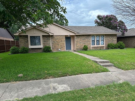 2nd image of 621 Southwynd Dr