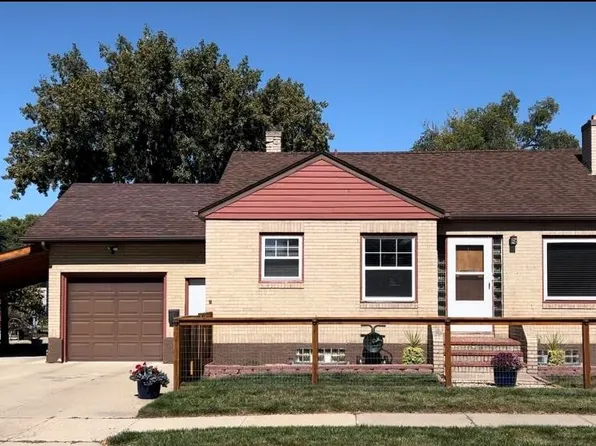 829 5th Ave NE, Aberdeen City, SD 57401