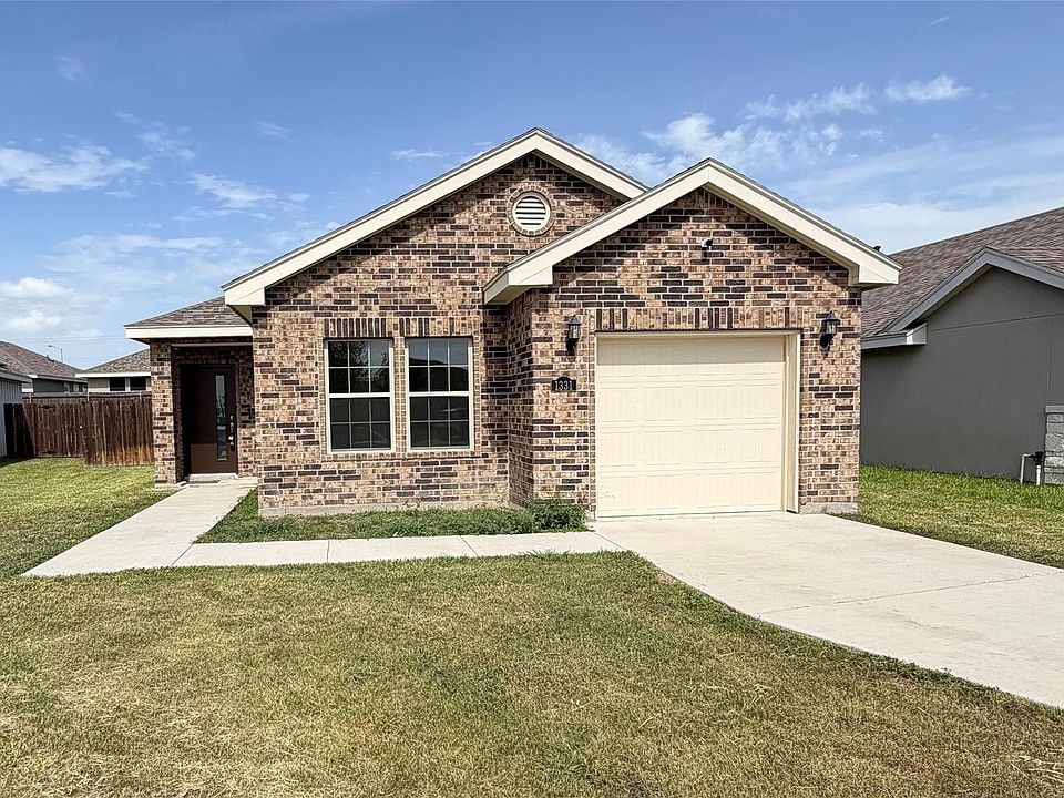 1st image of 1331 E Candor Dr