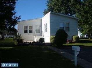 211 Adams Ave, Williamstown, NJ 08094