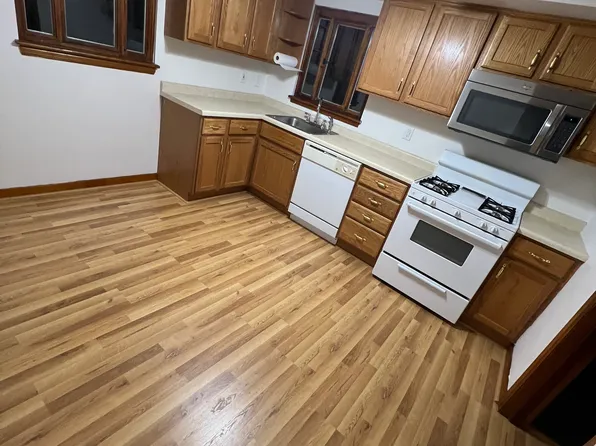 107 Shady Dr, Clairton, PA 15025