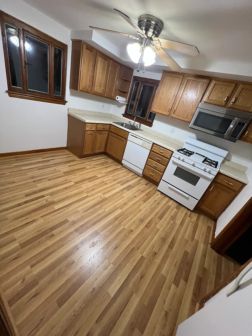 107 Shady Dr photo 1