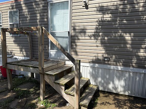 2nd image of 1712 S Dixie Hwy #47