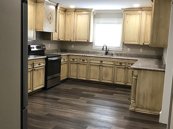 5th image of 1201 Spruce St #105