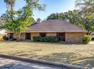2300 NW 5th Ave, Mineral Wells, TX 76067