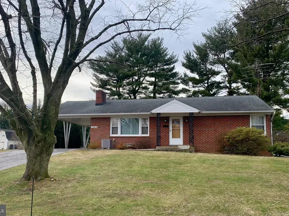 10814 Roessner Ave, Hagerstown, MD 21740
