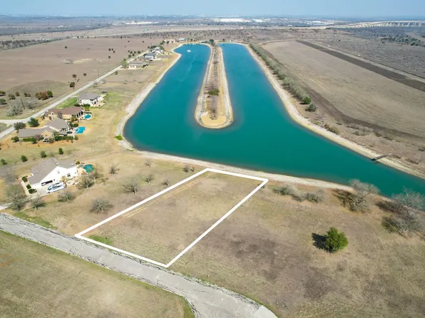 10700 Aqualux Cv, Buda, TX 78610