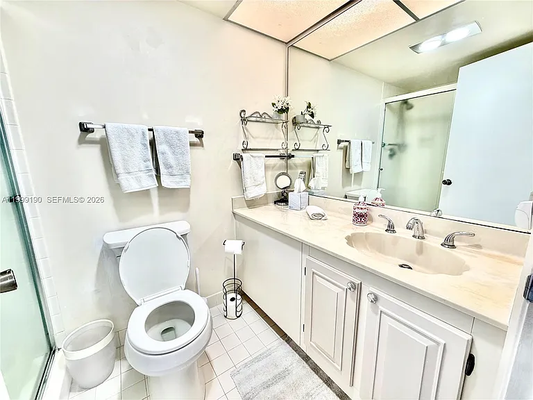 2707 Nassau Bnd #H2 — Photo 7