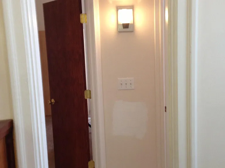 218 E Rochelle St #2 — Photo 6