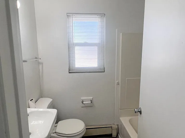 291 E Welby Ave — Photo 13