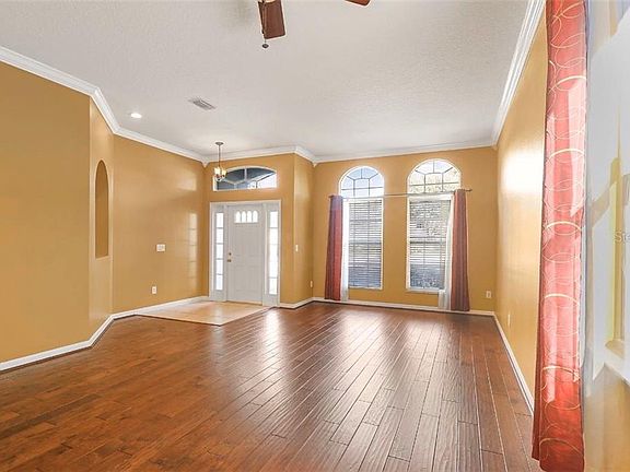 5th image of 396 Oak Springs Ct