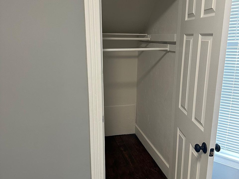 3 Mildred Ave Worcester MA Zillow