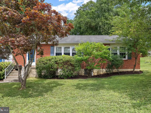 803 S Washington St, Kennett Square, PA 19348