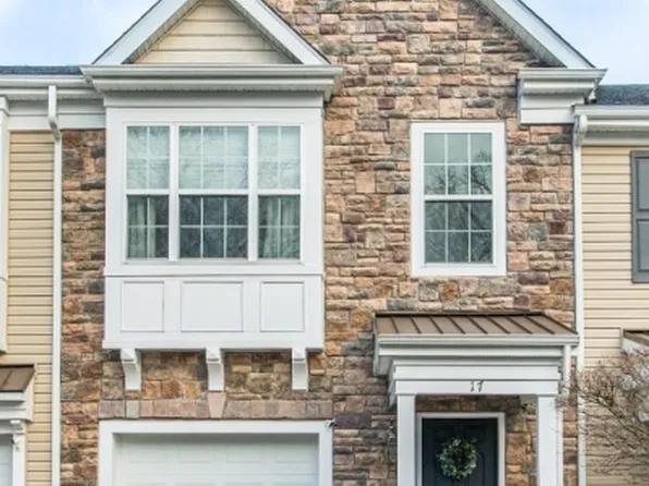 17 Bahr Cir #17, Verona Twp., NJ 07044