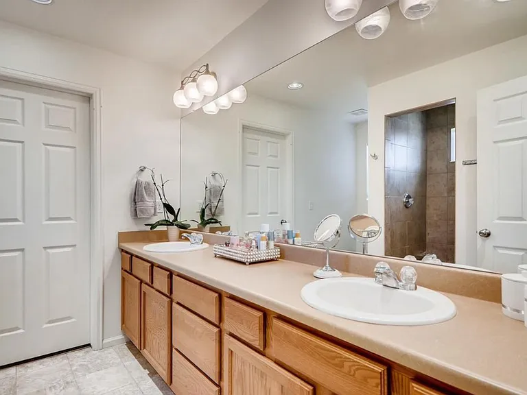 4637 Walden Way — Photo 20