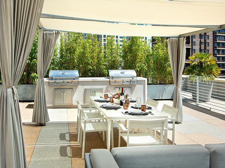 10599 Wilshire Blvd — Photo 8