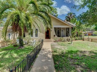 255 S Stone St, Deland, FL 32720