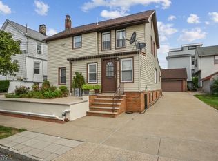 47 Church St, Millburn, NJ 07041