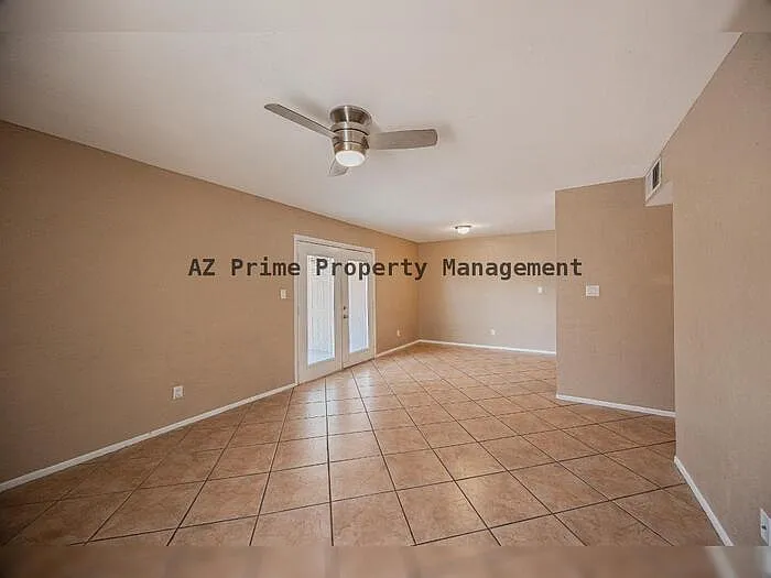 922 S Acapulco Ln #C — Photo 7