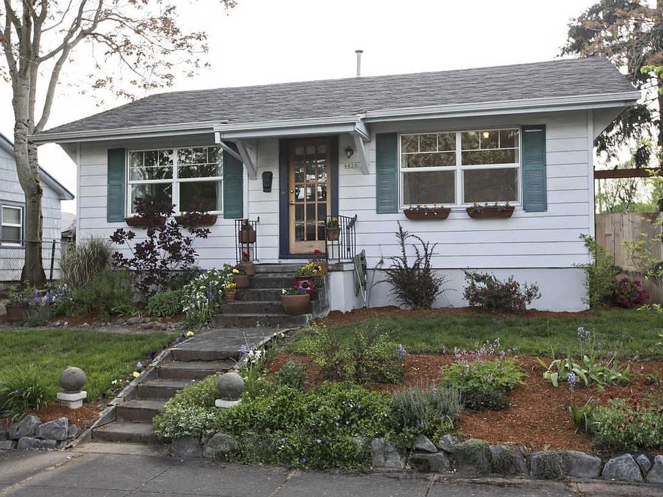 Front Yard