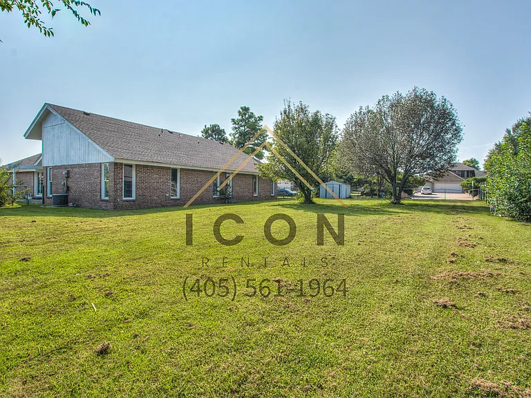 515 N Robin Way — Photo 22