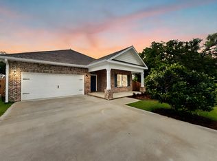 1471 Cypress St, Niceville, FL 32578