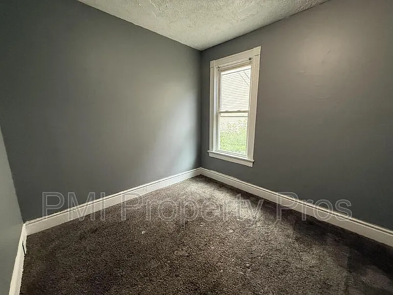 1415 N 37th St — Photo 19