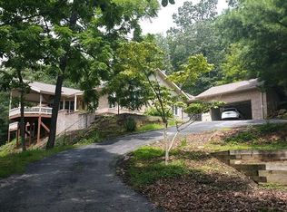 47 Sugar Maple Dr, Mills River, NC 28759