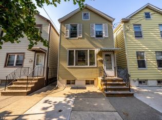 68 Komorn St, Newark, NJ 07105