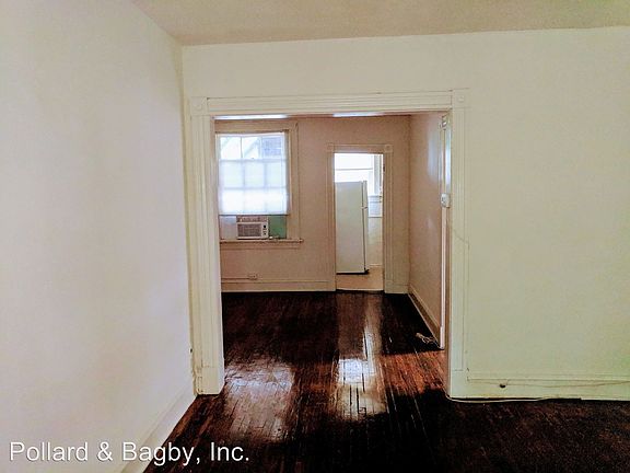4th image of 304 N Cleveland St APT 03